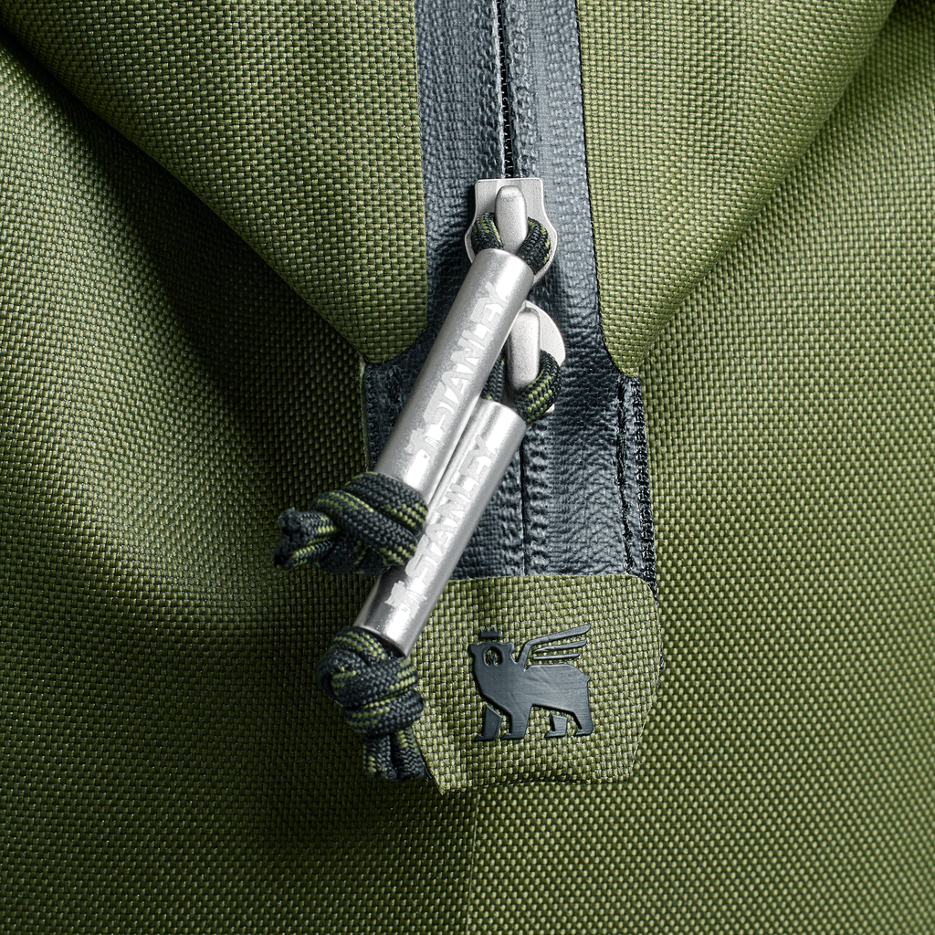 The All Day Julienne Mini Cooler | 10 Can | 7.4 QT | 7.0 L