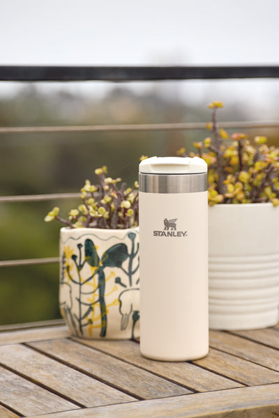 The AeroLight™ Transit Bottle | 16 OZ